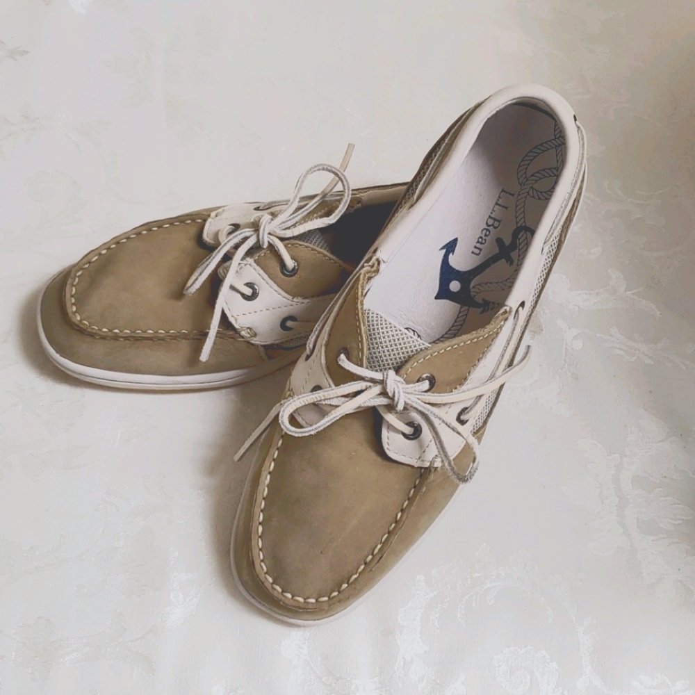LL Bean Lakeside boat shoes, leather, size 9M